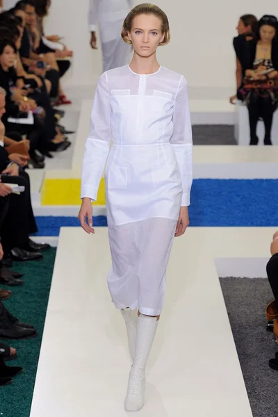 Look 1
